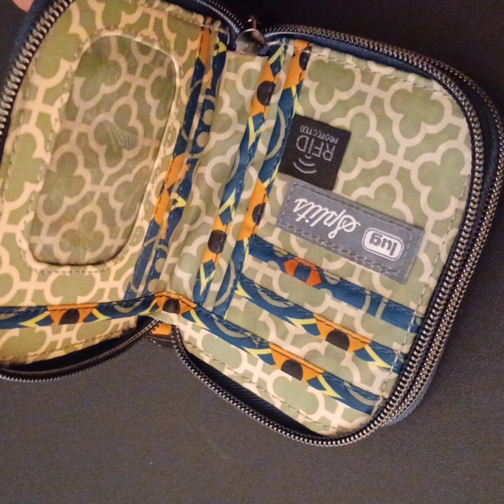 Compact RFID Wallet (LUG) - Picture 6 of 7